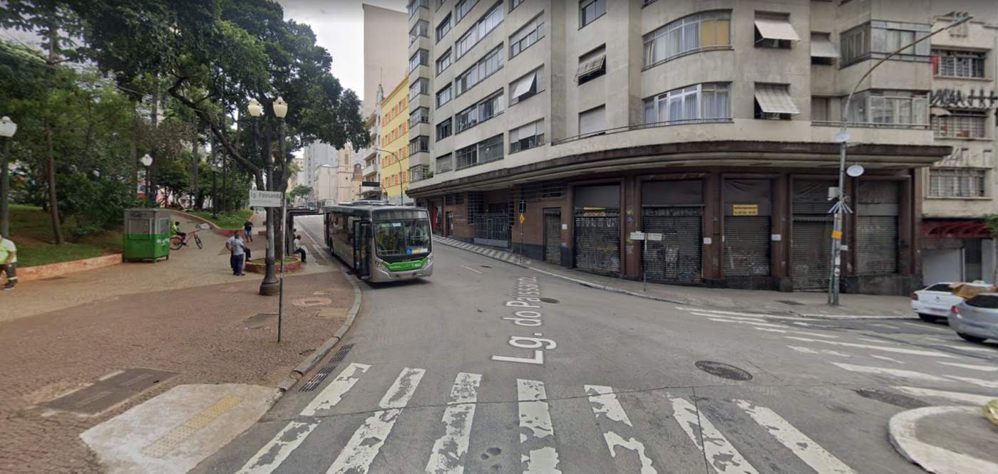 Prédio Inteiro - Foto 1