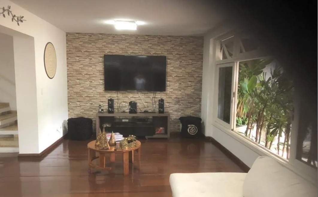 Sobrado, 3 quartos, 350 m² - Foto 1